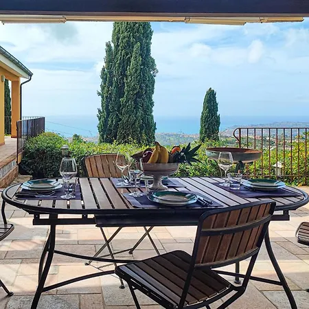 Holiday home Cozy In With Wifi